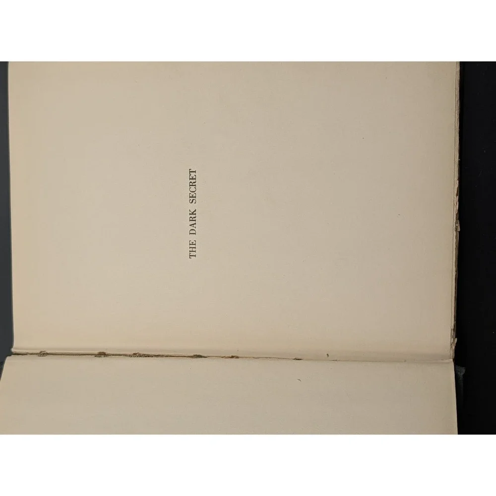 Vintage Hillyer, V. M. The Dark Secret‎ Hardback No DC